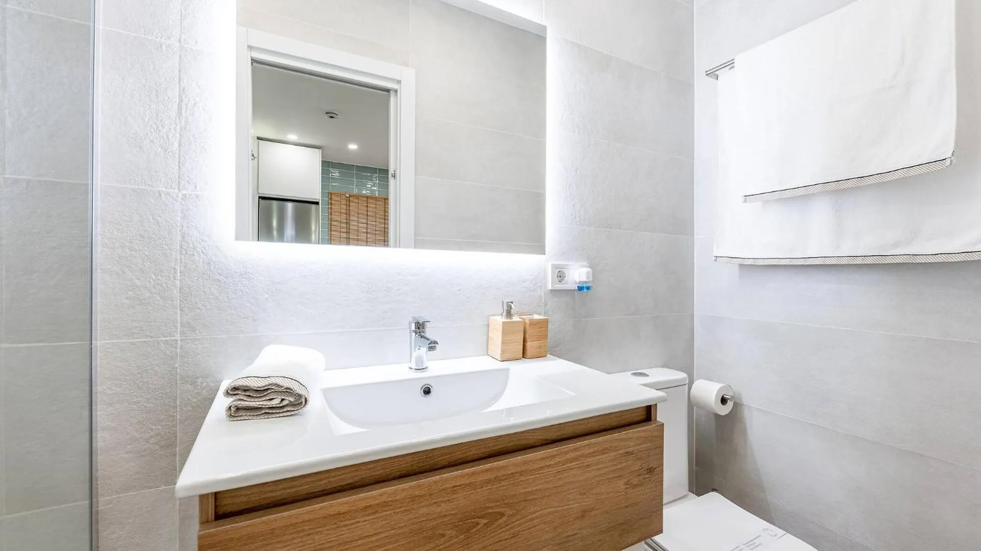 Vivendos - Tr10 - Miramar Apartment Torremolinos Spain